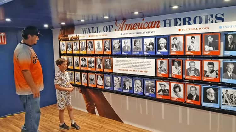 Info Martí: Freedom Truck Llega a Miami: Museo Recorre EEUU por los 250 Años de Independencia