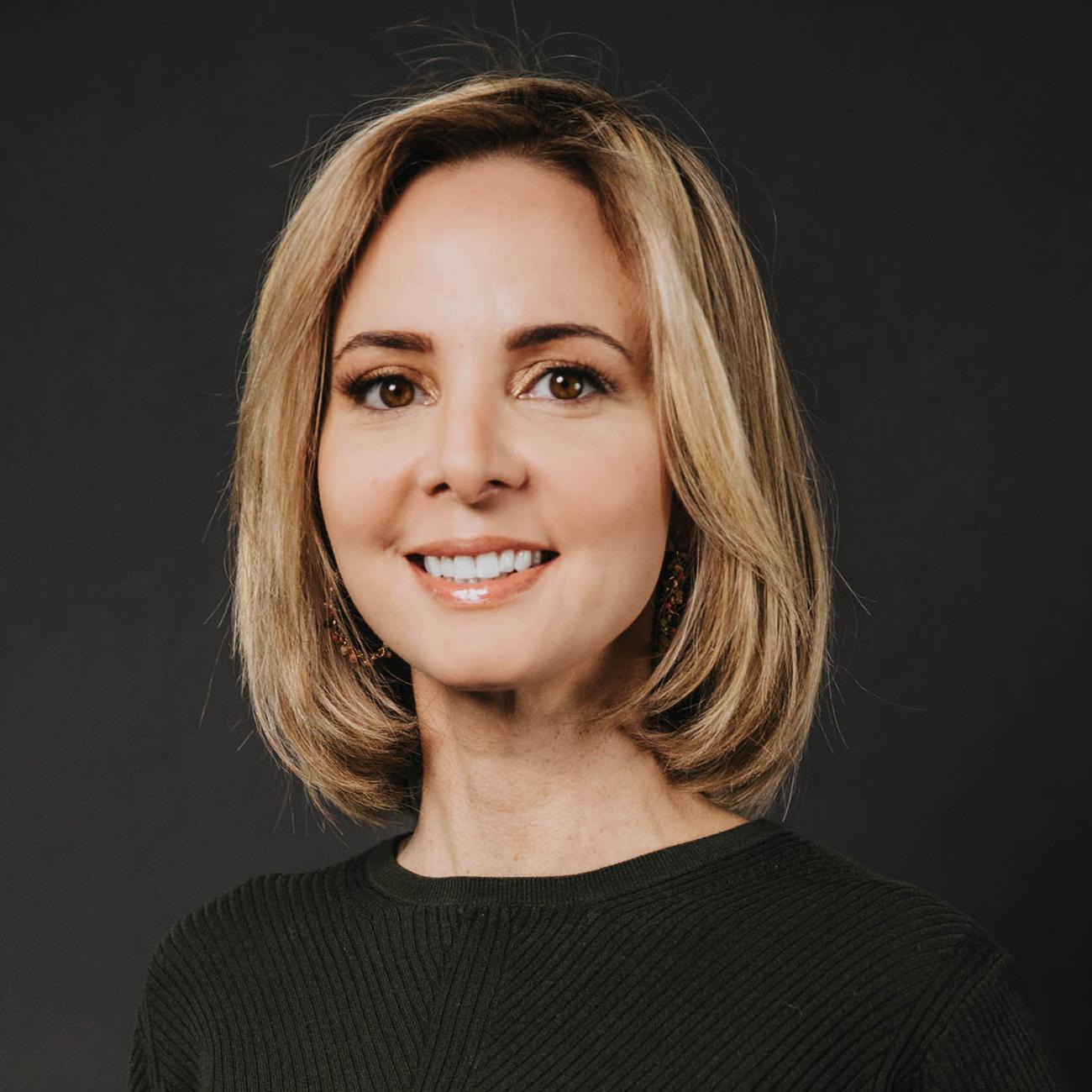 Dr. Chloe Carmichael
