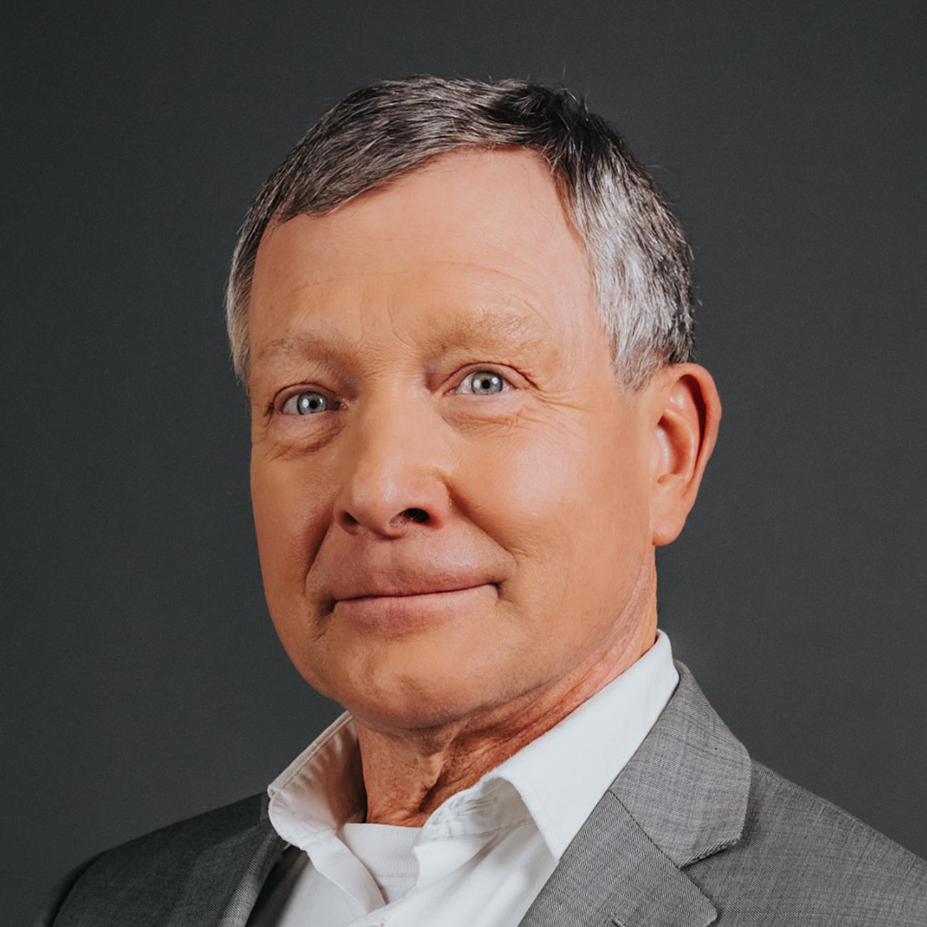 Dr. Michael Jensen