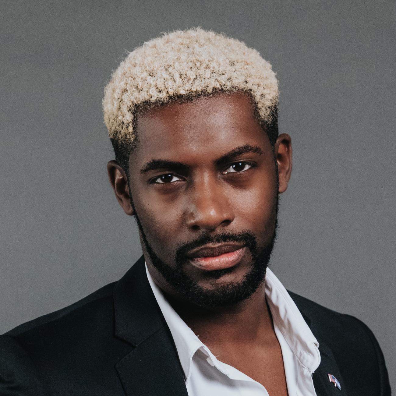 Xaviaer DuRousseau